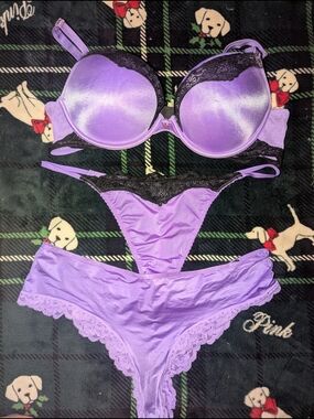 Victoria's Secret Lavender W Blk Lace & Satin Bra & 2 Lg Panties  EUC .